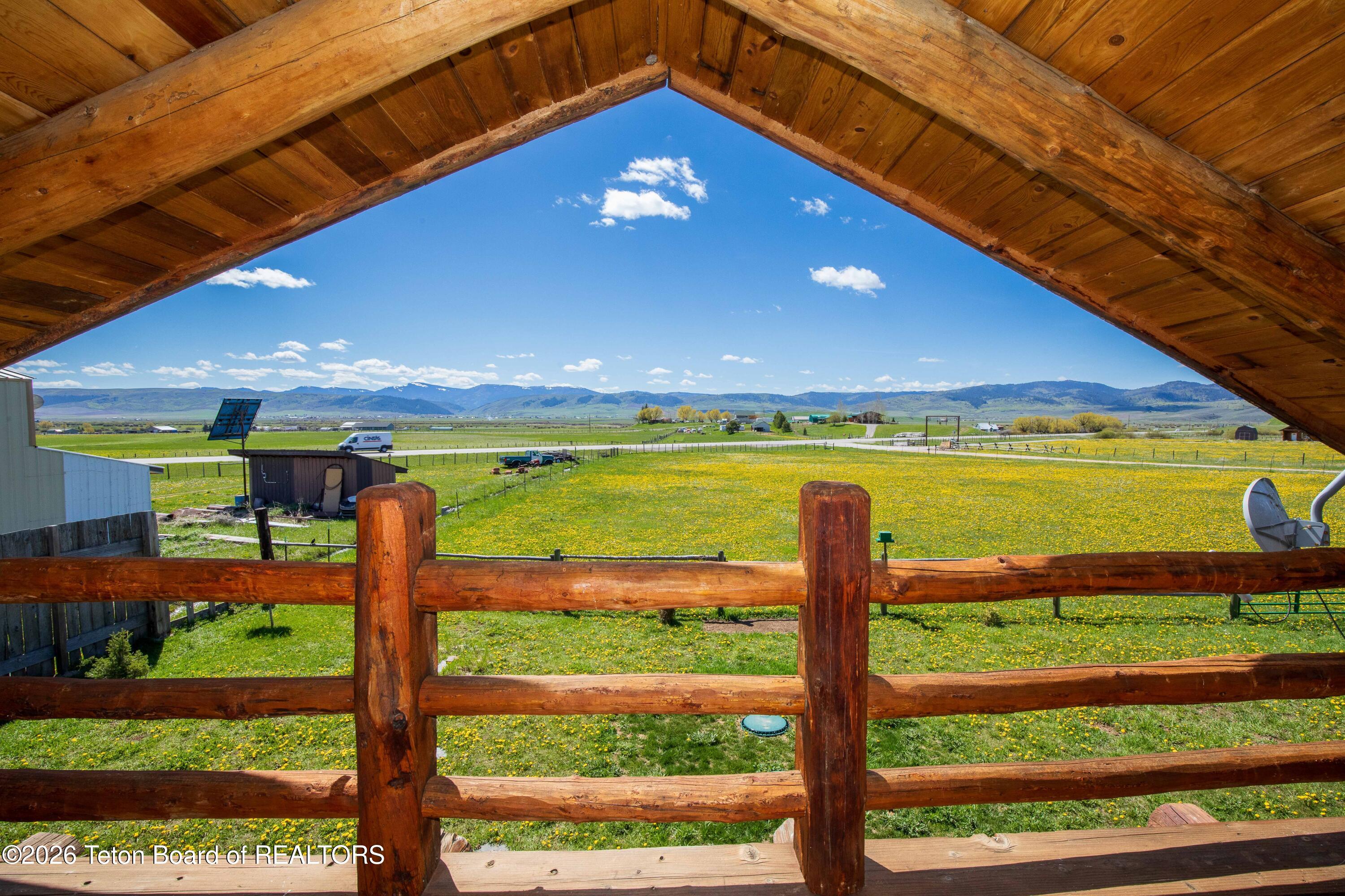 81 MEADOWLARK Lane