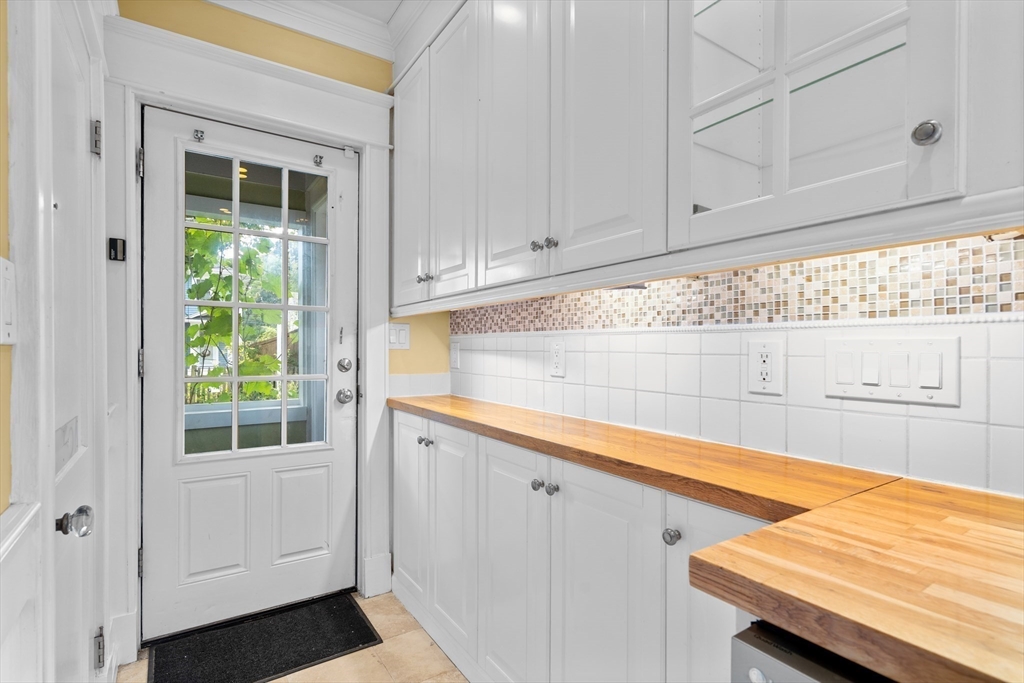 76 Edgemere Rd.