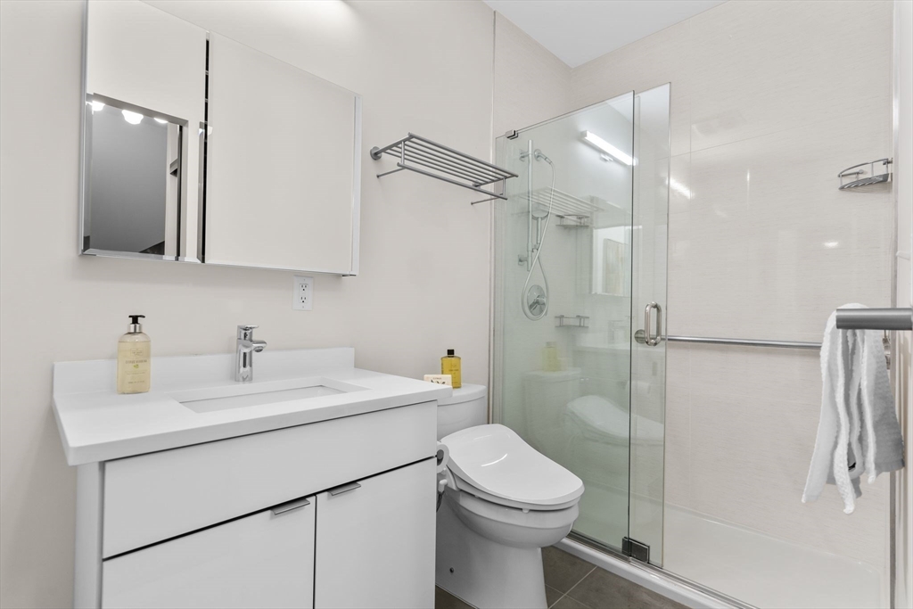 1022 Hancock St. # 304