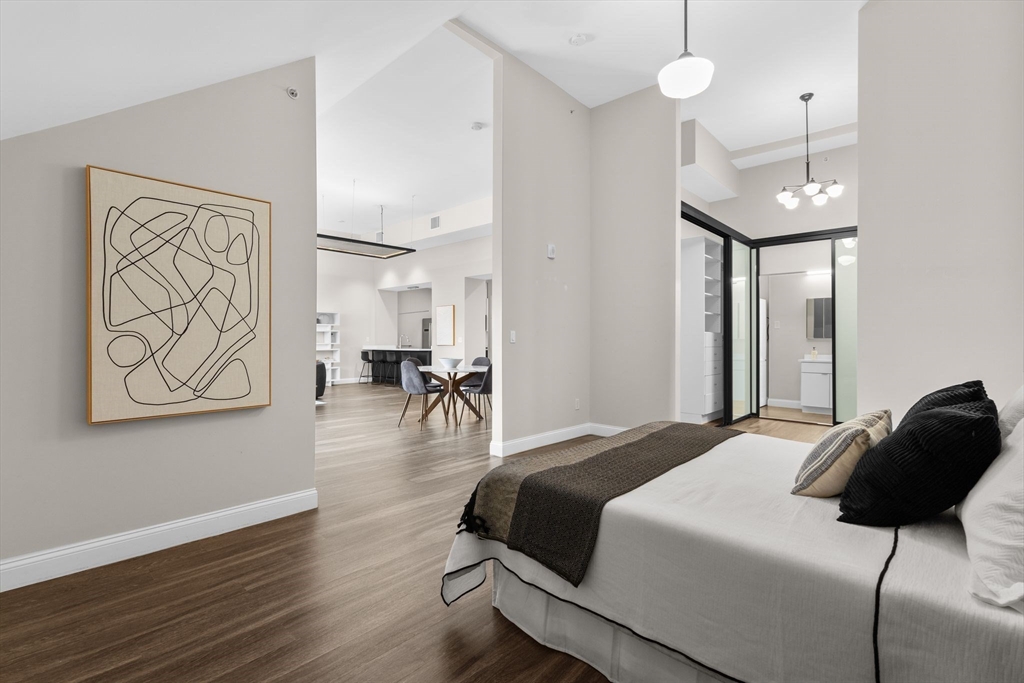 1022 Hancock St. # 304