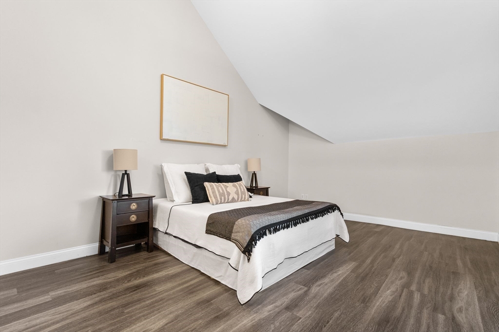 1022 Hancock St. # 304