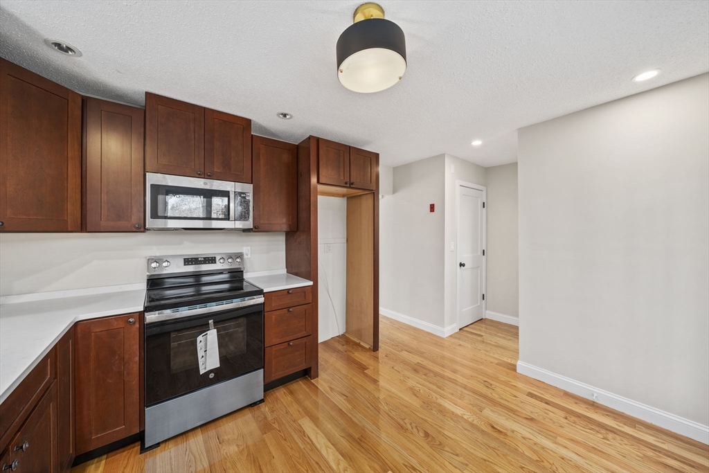 48-50 Linwood Ter
