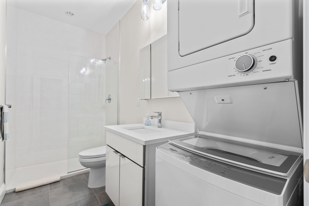 1022 Hancock St. # 302
