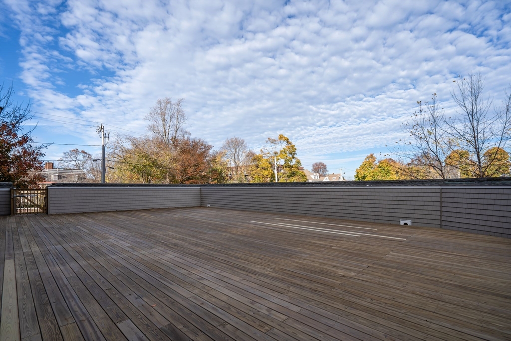 1022 Hancock St. # 302