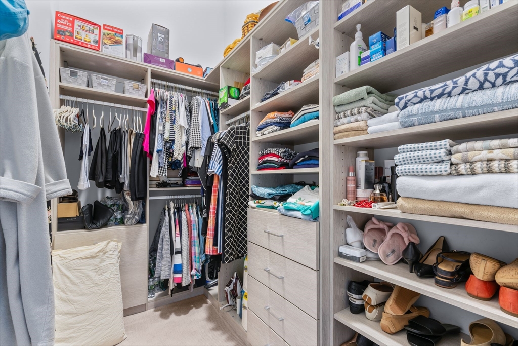 1022 Hancock St. # 302