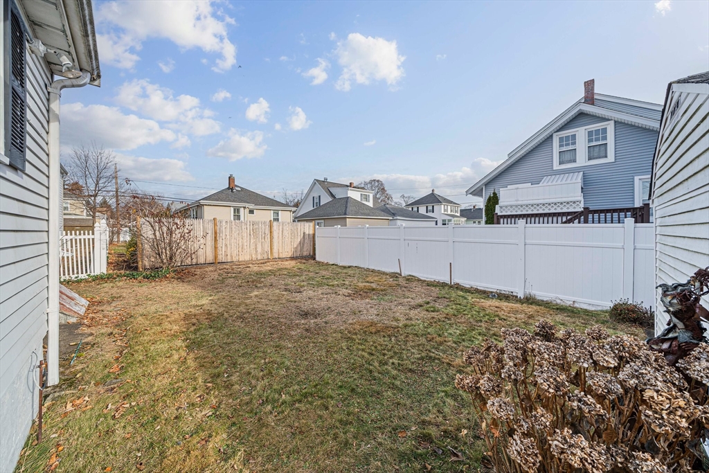 350 Manet Ave