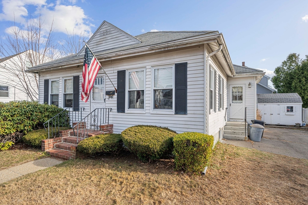 350 Manet Ave