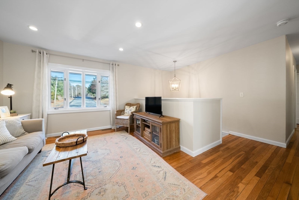 103 Pleasant St