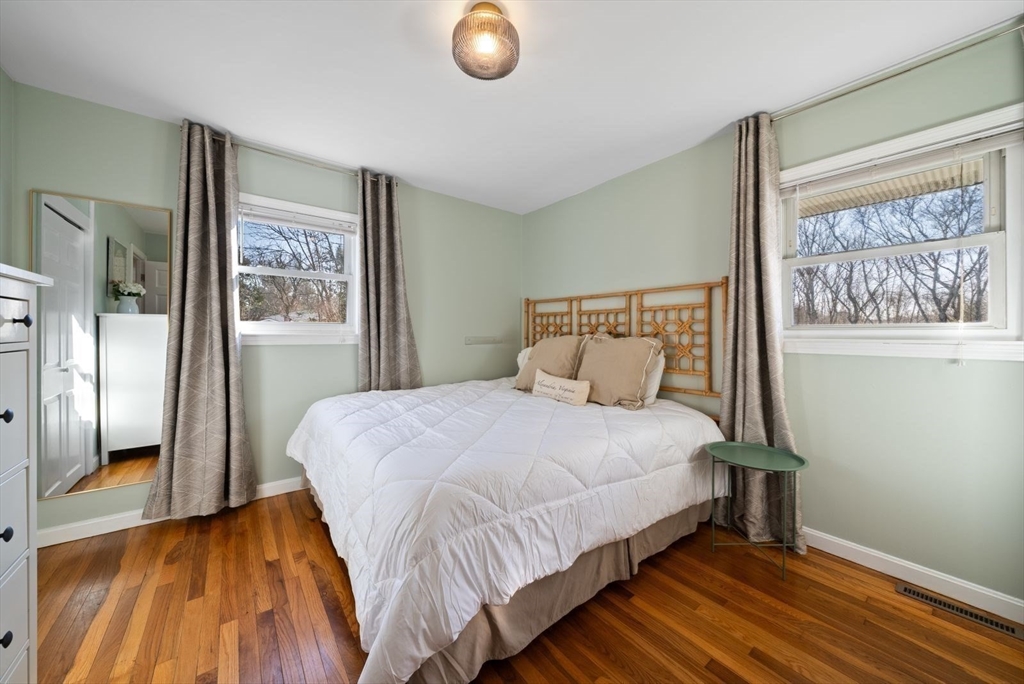 103 Pleasant St