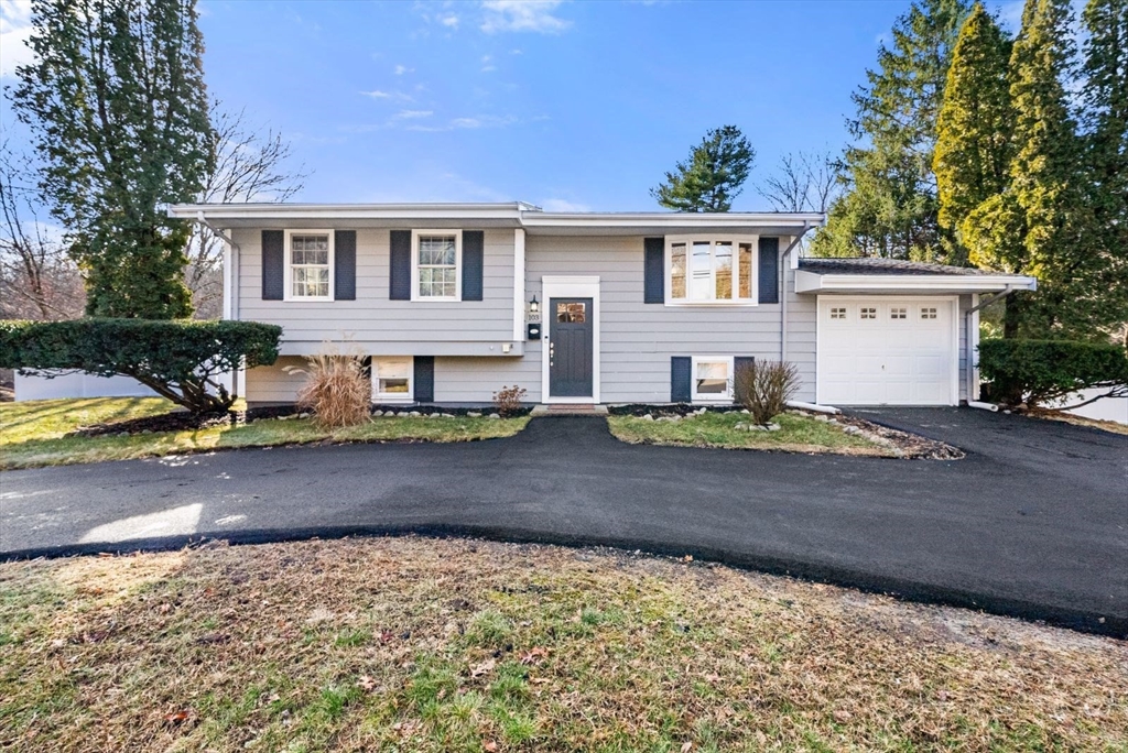 103 Pleasant St