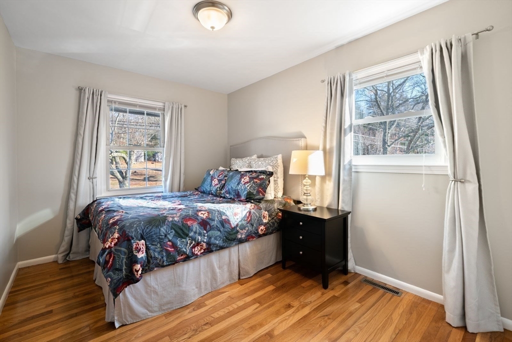 103 Pleasant St