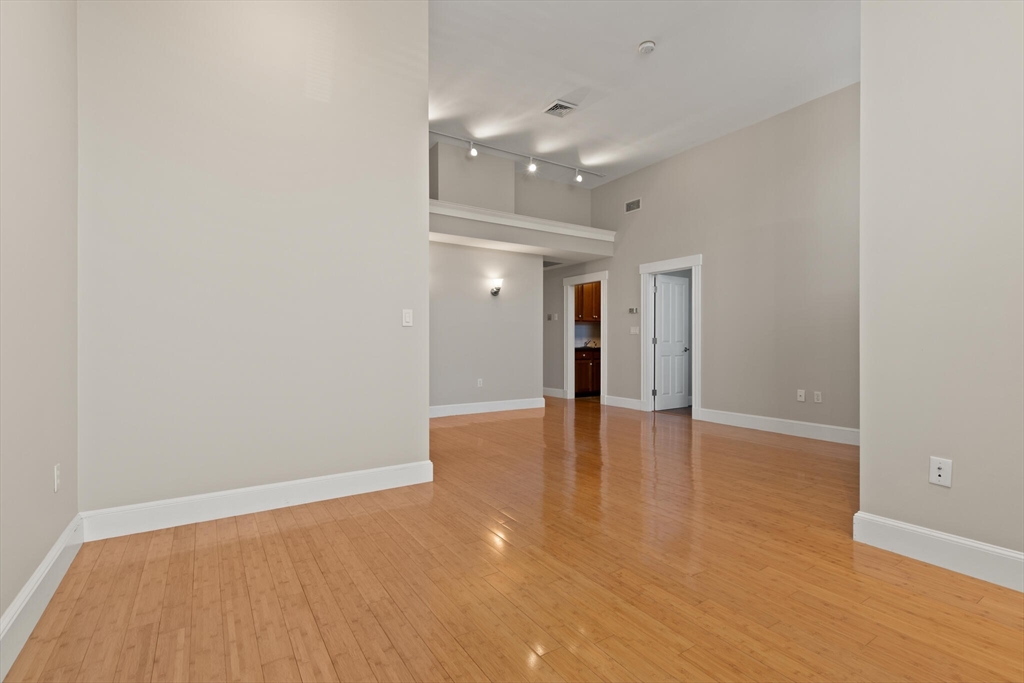 94 Newbury Avenue # 207