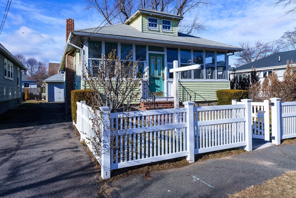 77 Shirley St