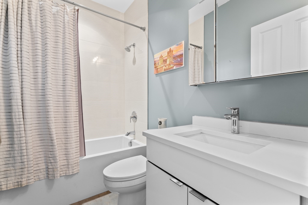 1022 Hancock St. # 206