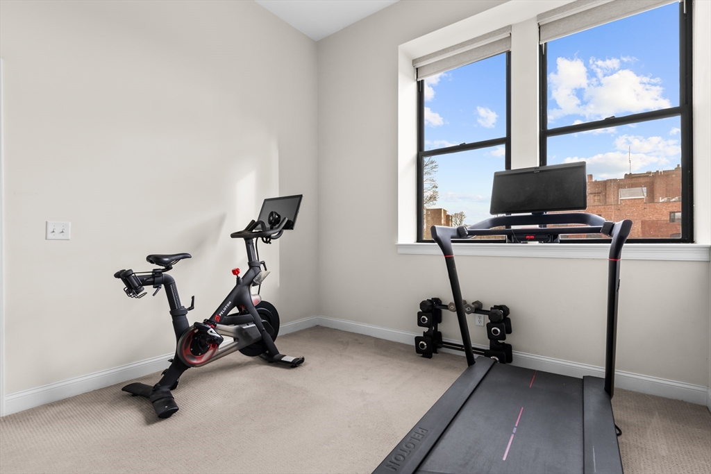 1022 Hancock St. # 206