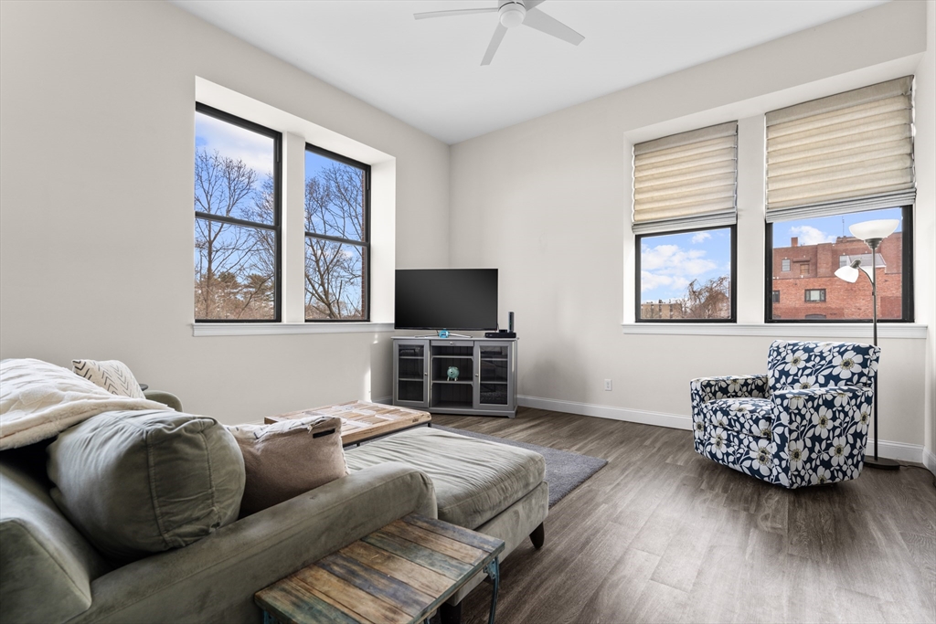 1022 Hancock St. # 206