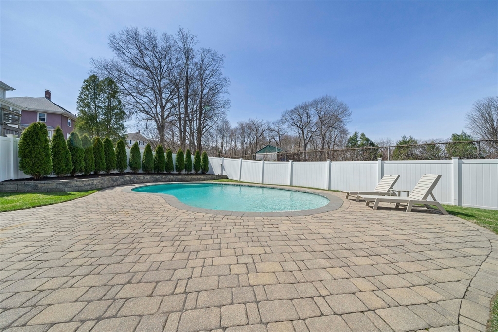 17 Glendale Rd