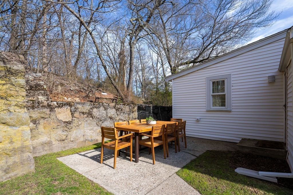 156 Suomi Rd