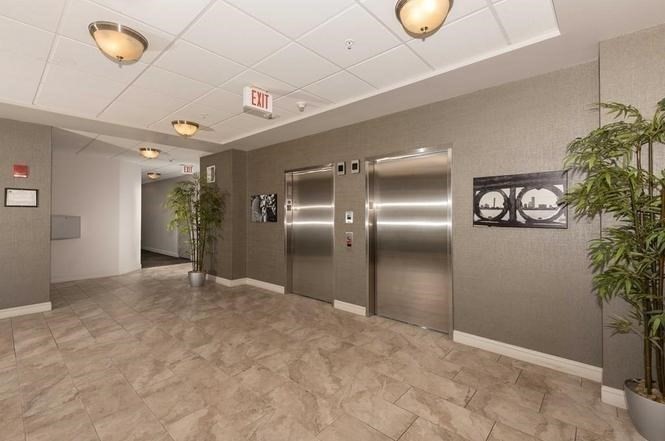 1 Cityview Ln # 806