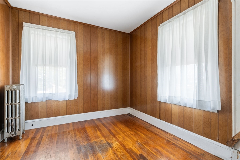 85 Whiton Ave