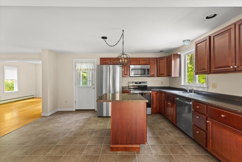 904 Auburn Street, Bridgewater