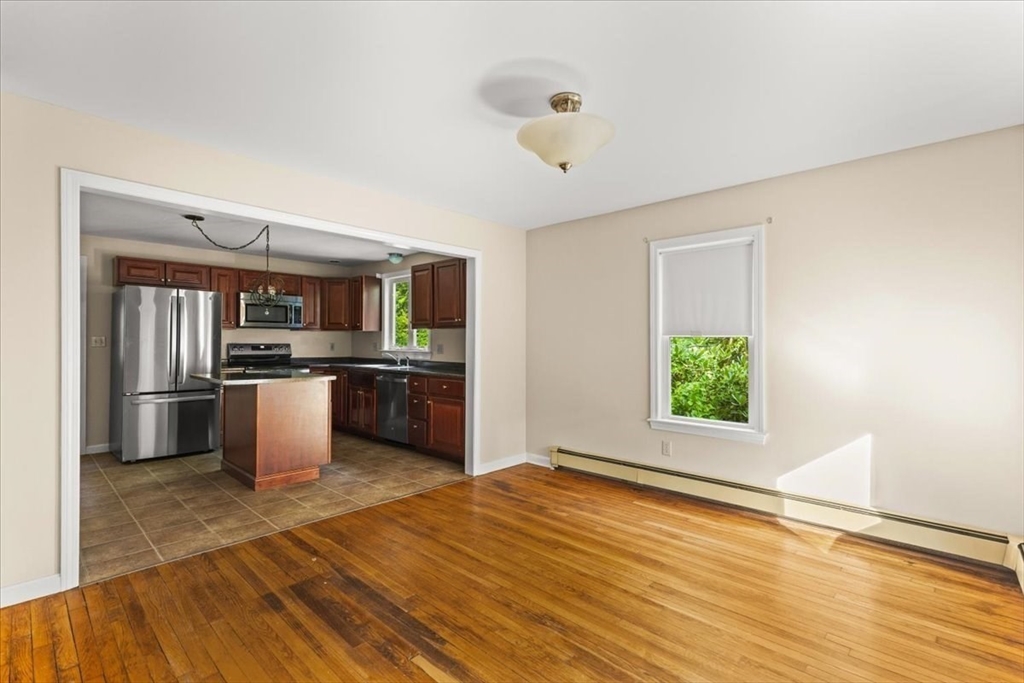 904 Auburn Street, Bridgewater