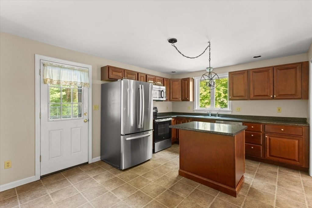 904 Auburn Street, Bridgewater