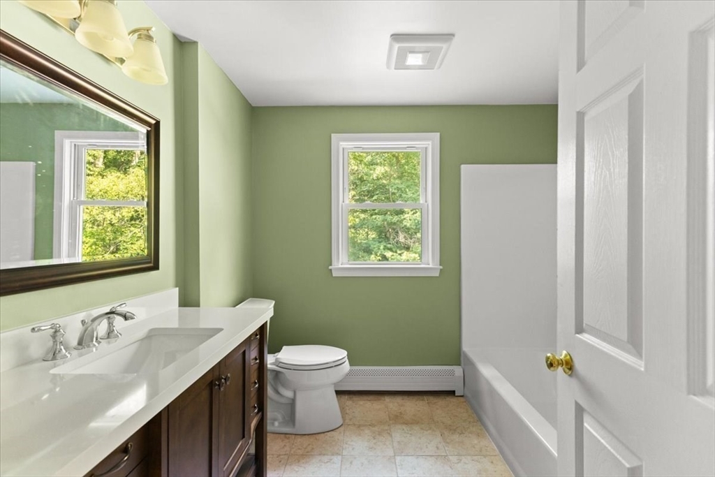 904 Auburn Street, Bridgewater