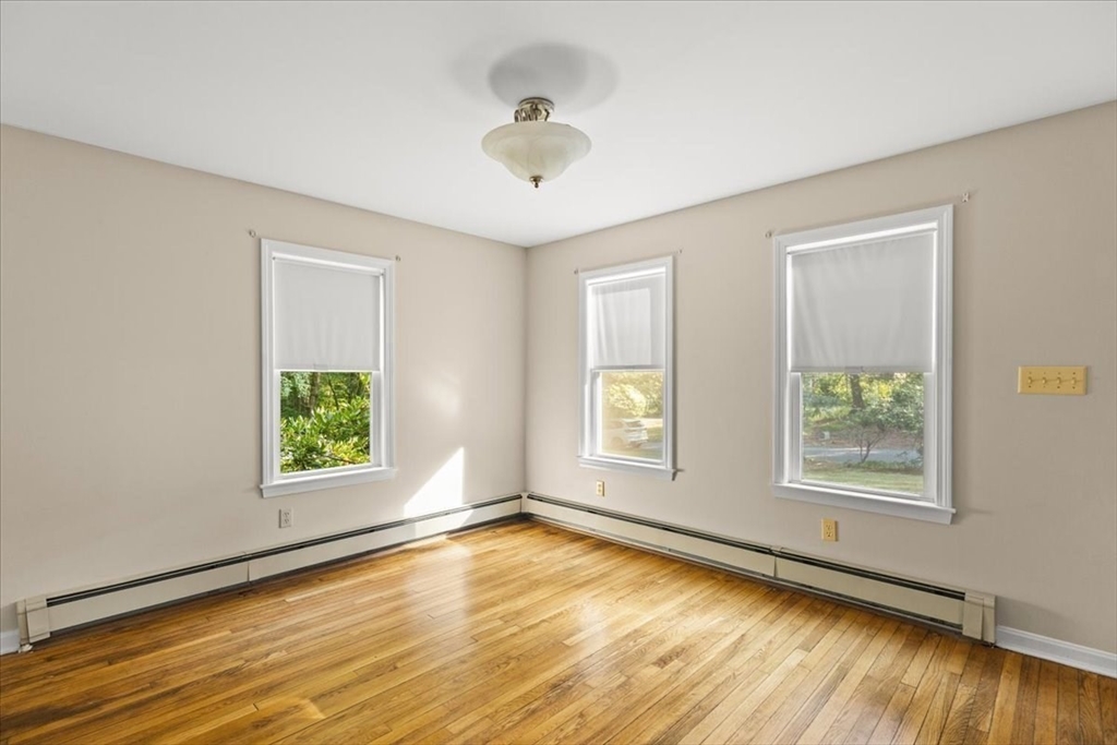 904 Auburn Street, Bridgewater