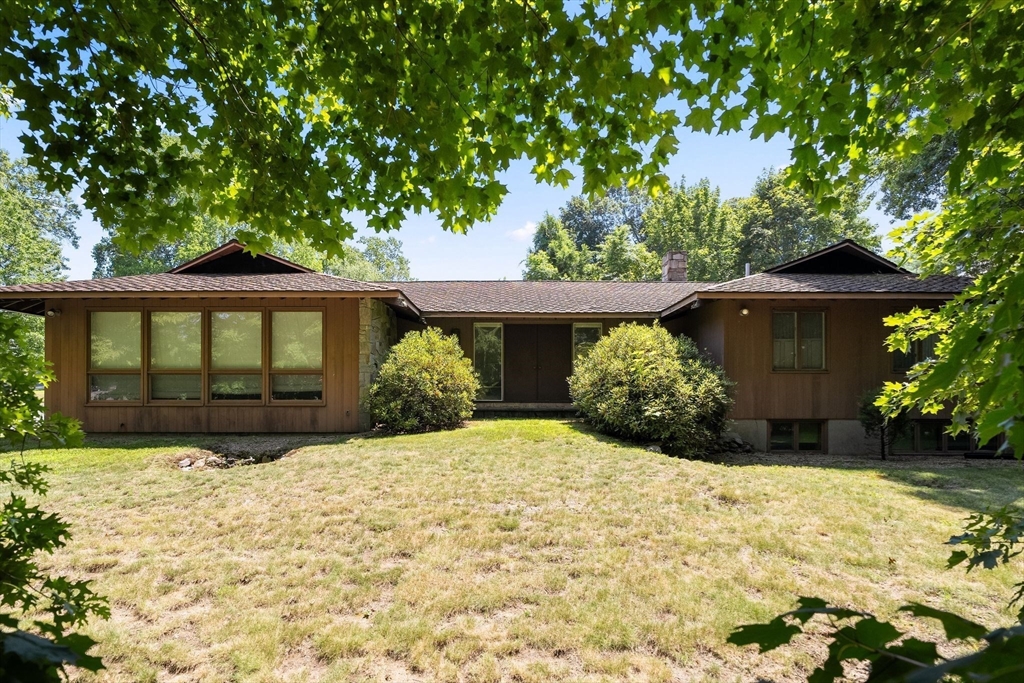 312 Adams St.
