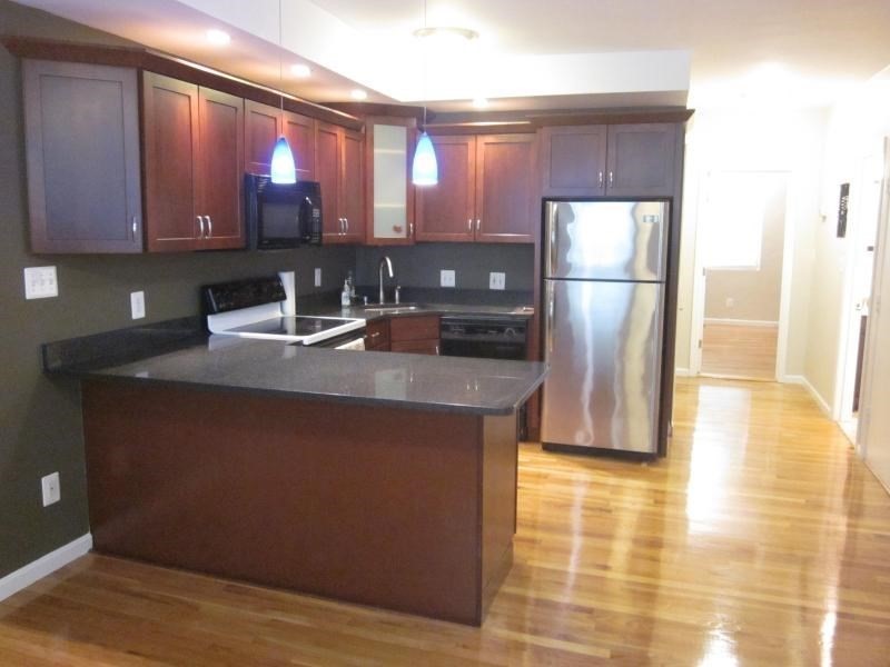 202 W 9th # 2
