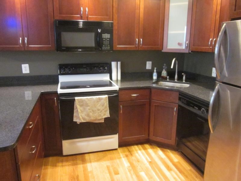 202 W 9th # 2