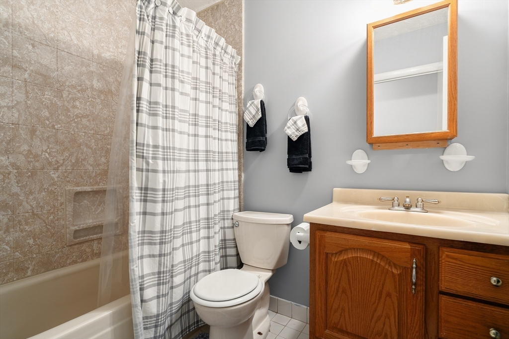 459 Willard St # 303