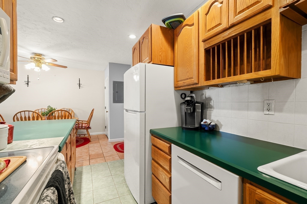 459 Willard St # 303