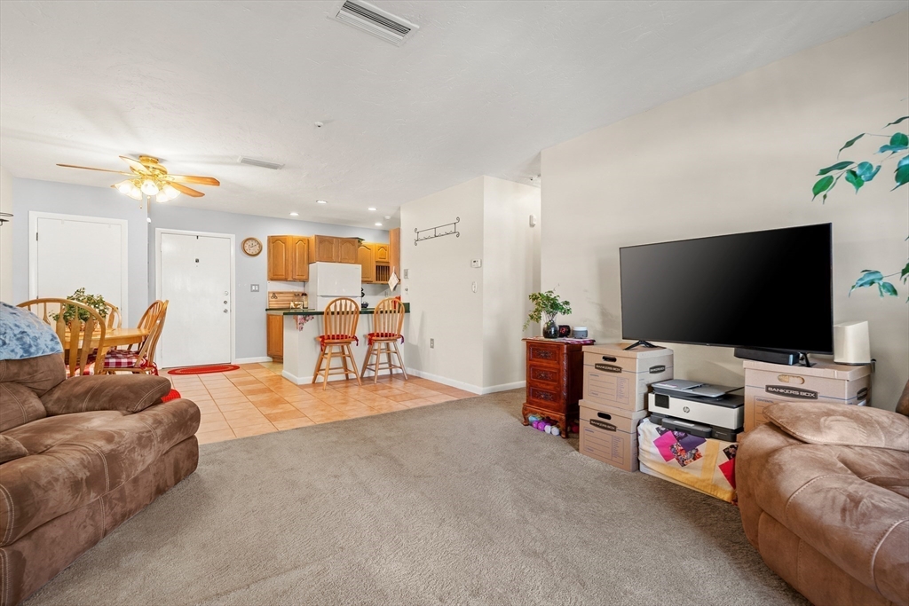 459 Willard St # 303