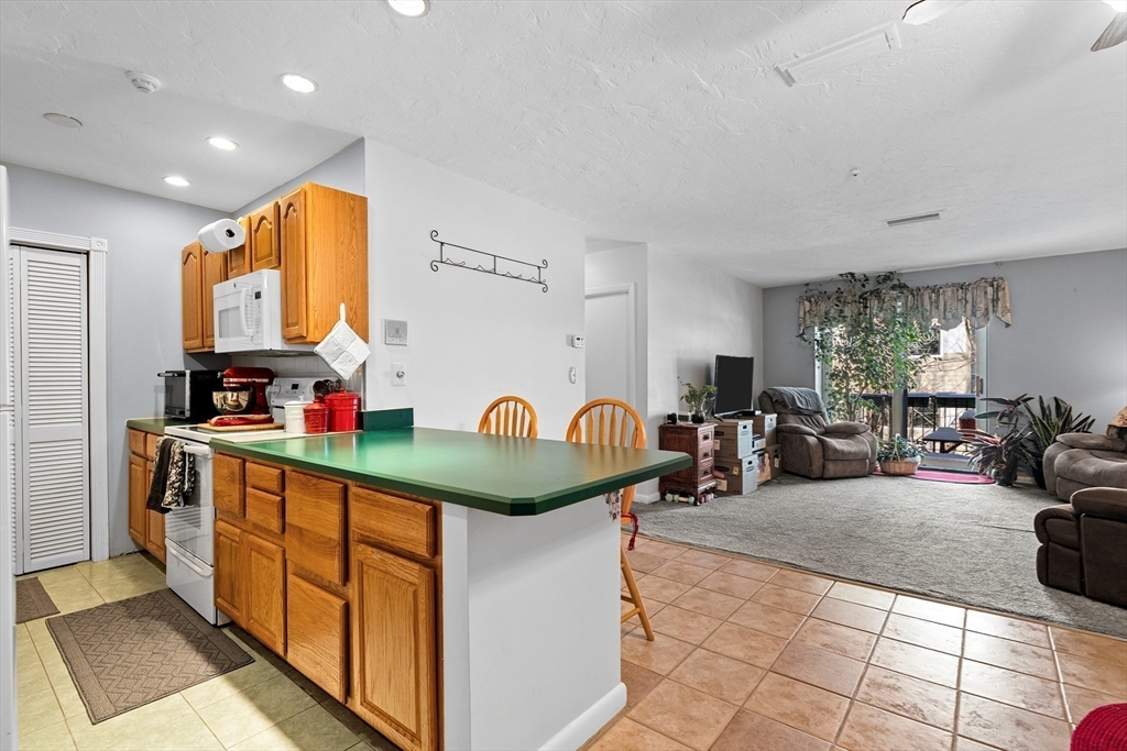 459 Willard St # 303