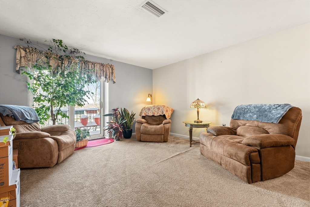 459 Willard St # 303