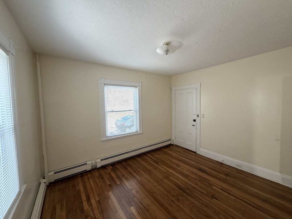 16 Franklin Place # 1R