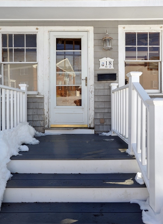 18 Valley Beach Ave