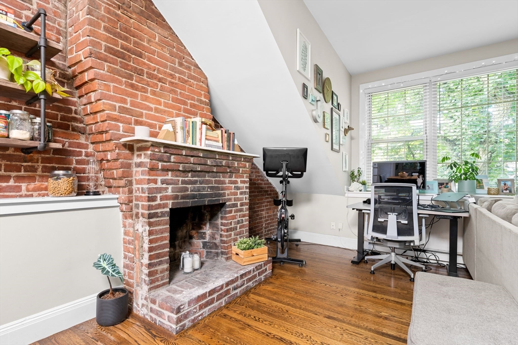 46 E Springfield # 5