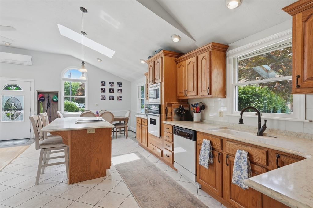 84 Patricia Ln