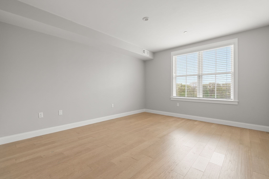 11 Oak Grove Terrace # 303