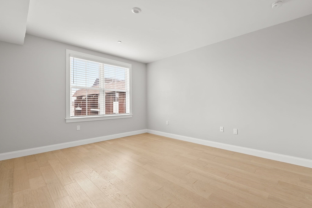 11 Oak Grove Terrace # 303
