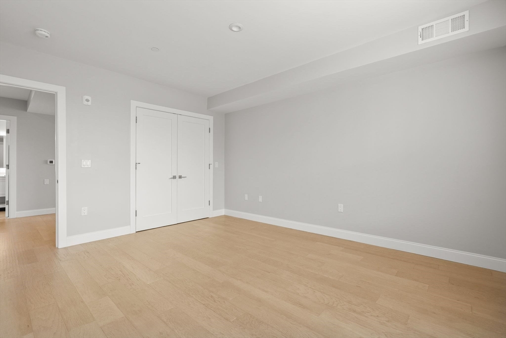 11 Oak Grove Terrace # 303