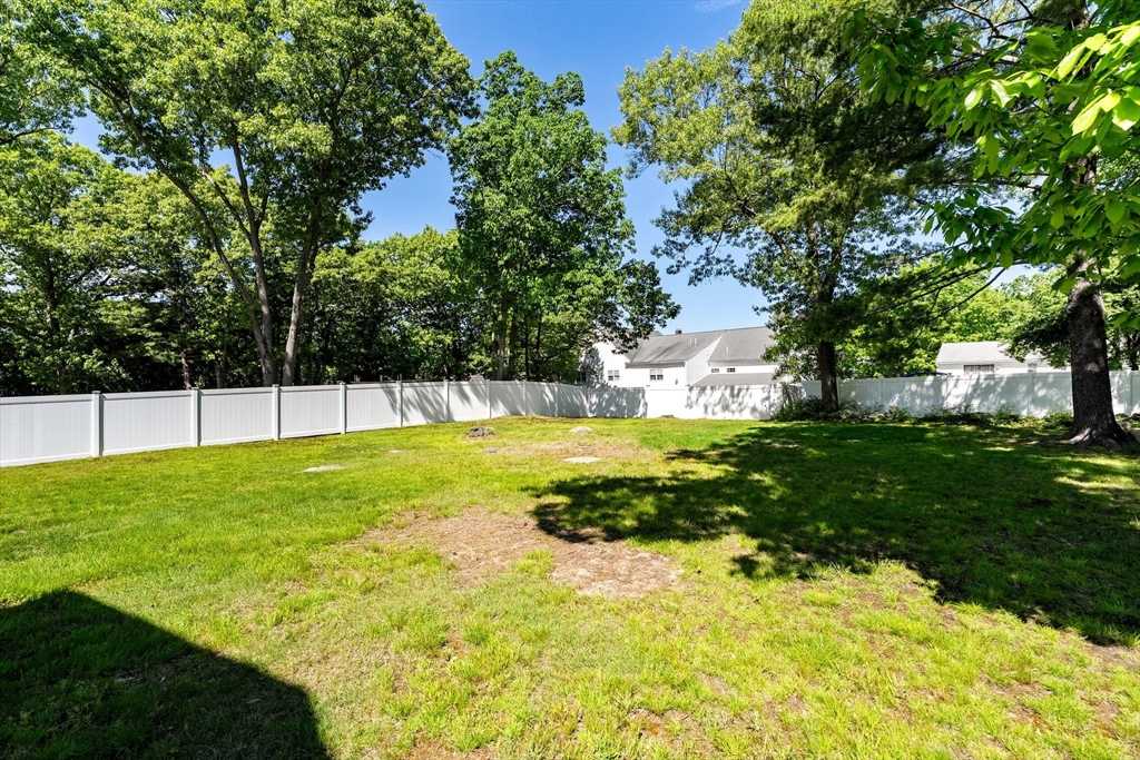 37 Old Coach Rd