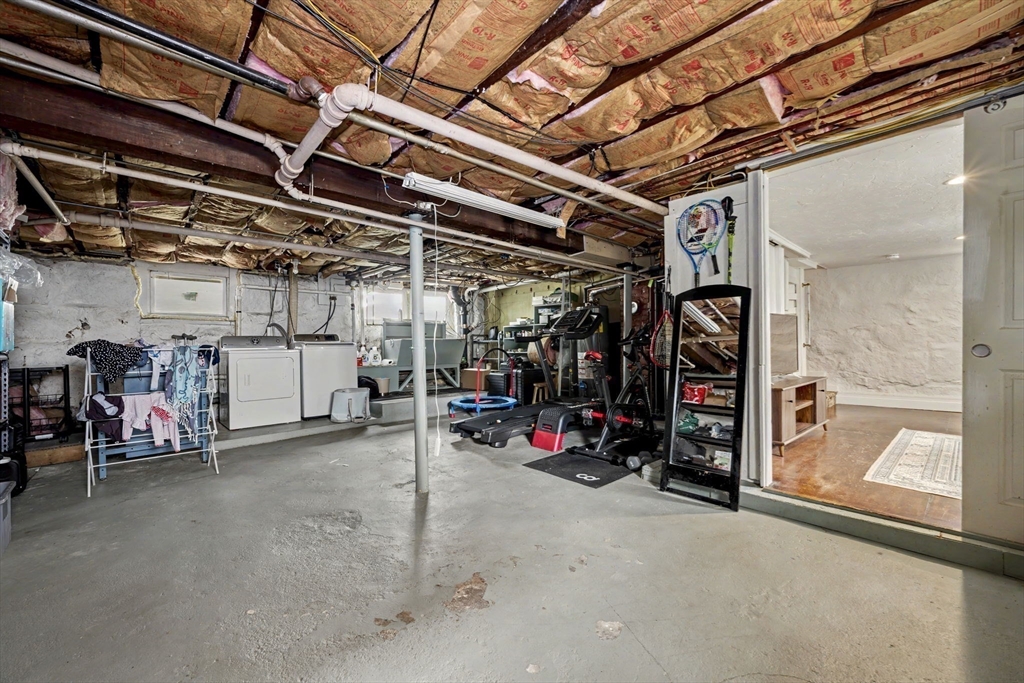 14 Hillsboro St.