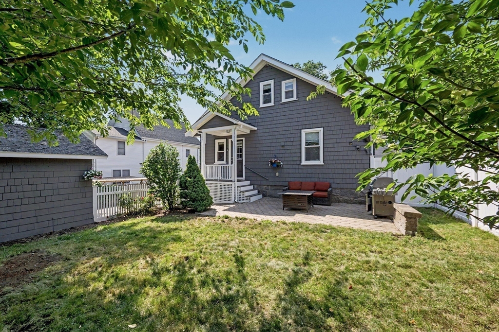 14 Hillsboro St.