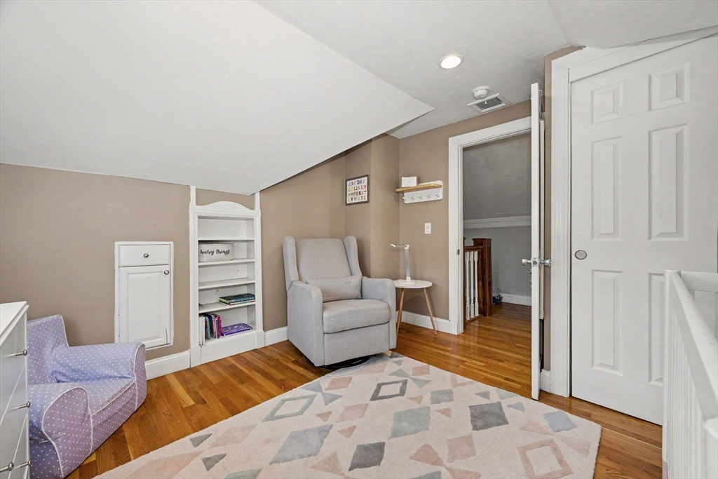 14 Hillsboro St.