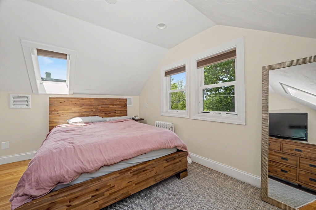 14 Hillsboro St.