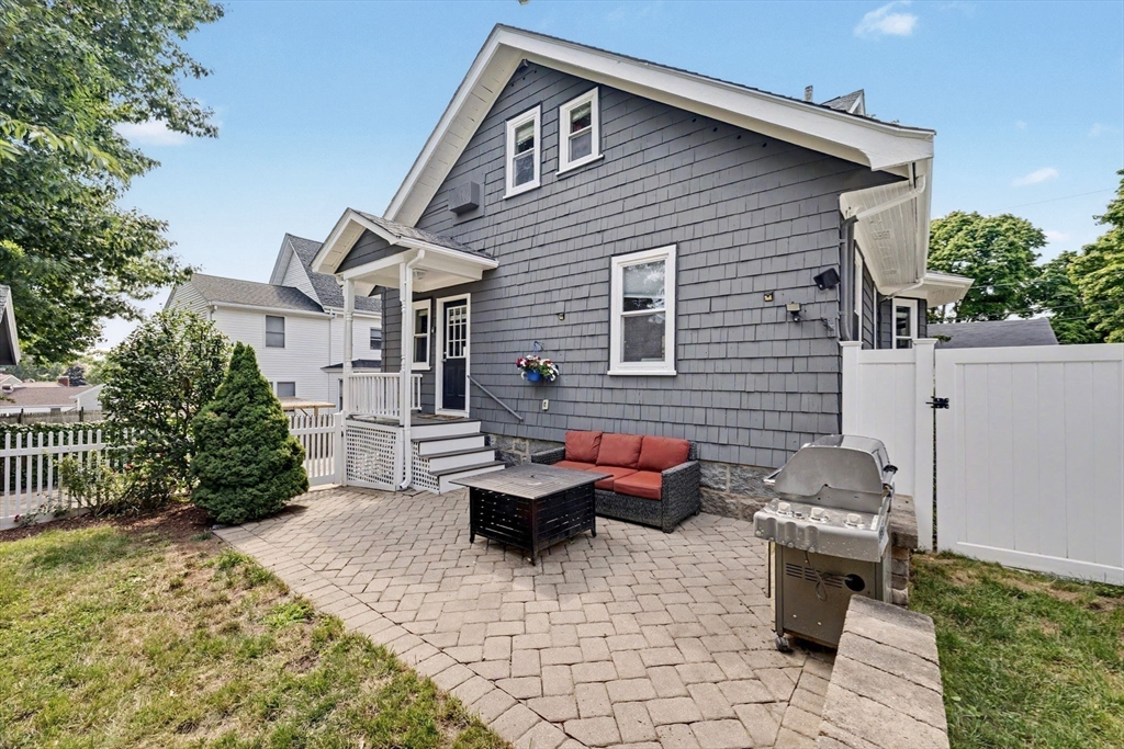 14 Hillsboro St.